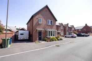 24, Snapdragon Close, Walton Cardiff, Tewkesbury GL20 7FF