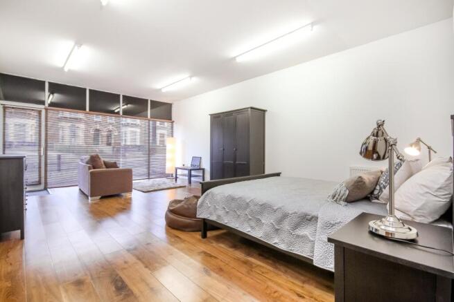 Ground floor master bedroom