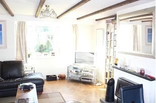 'Living Room',
