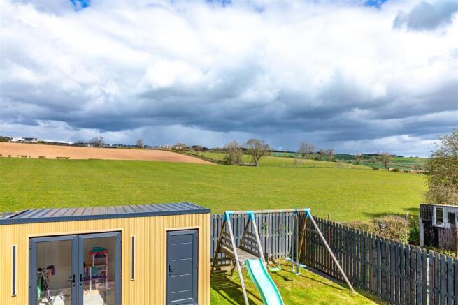 24 Everest Road Earlston 51.JPG