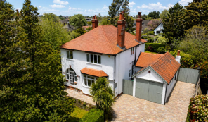 25 Buena Vista, Pine Road, Wirral CH60 2SP