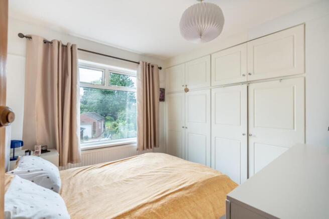 4 bed Semi-Detached for sale Image 10