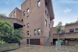 97, Odhams Walk, London WC2H 9SE