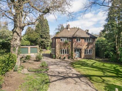 Middle Hill, Egham, Surrey, TW20