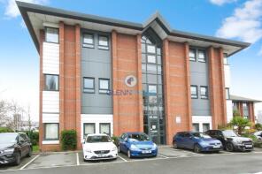 Flat 19, 102 104 Astoria Heights, Farnham Road, Slough SL1 4ED