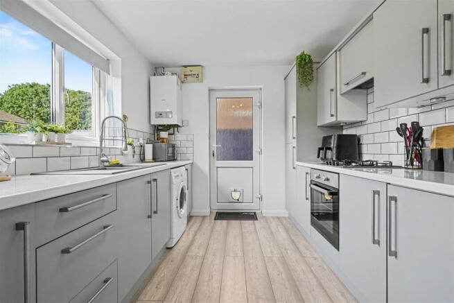 Kitchen 1_1.jpeg
