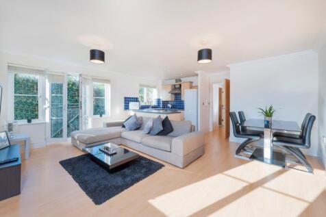 Bloomsbury Close, Mill Hill, London, NW7