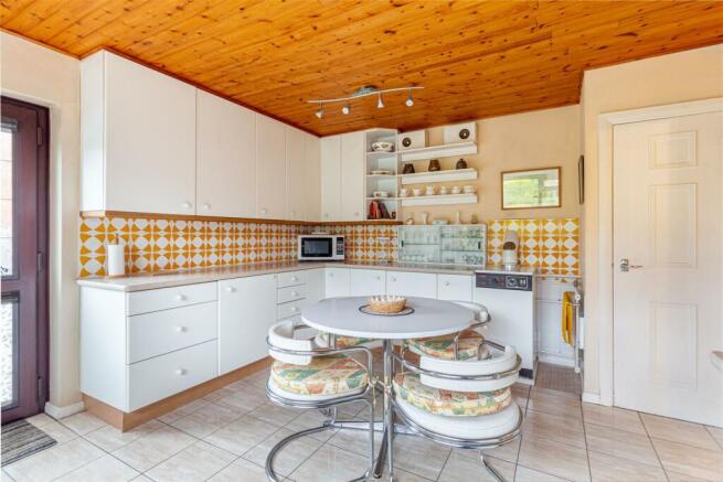 Kitchen-2.jpg