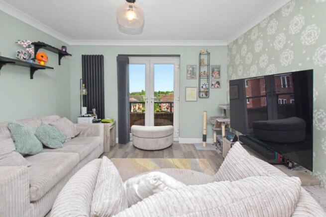 2 bed Apartment for sale Image 12
