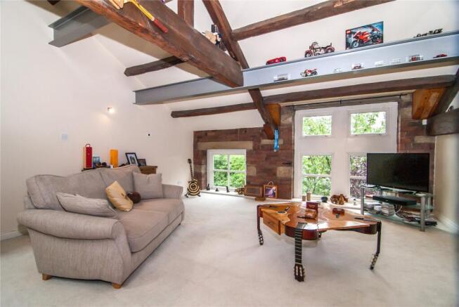 2 bed Flat for sale Image 4