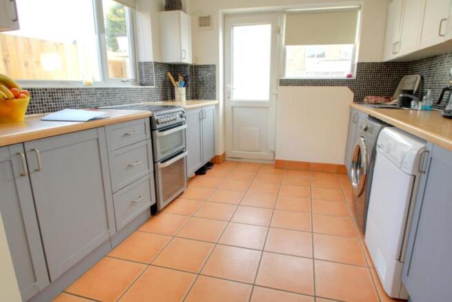 KITCHEN: