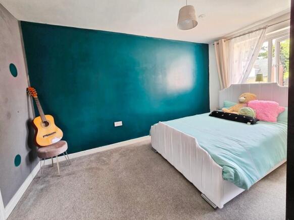 3 bed Detached for sale Image 8