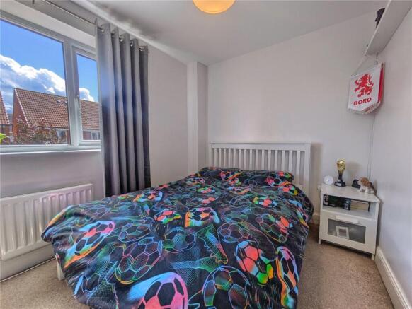 3 bed Terraced to rent Image 8