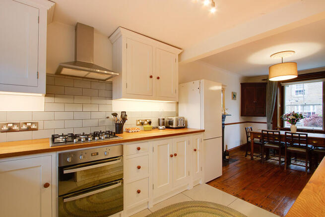 Dining kitchen