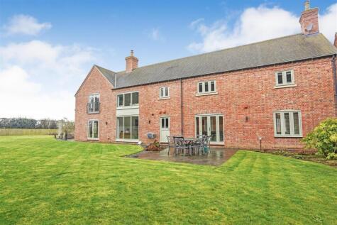 Cadeby Court, Sutton Lane, Cadeby