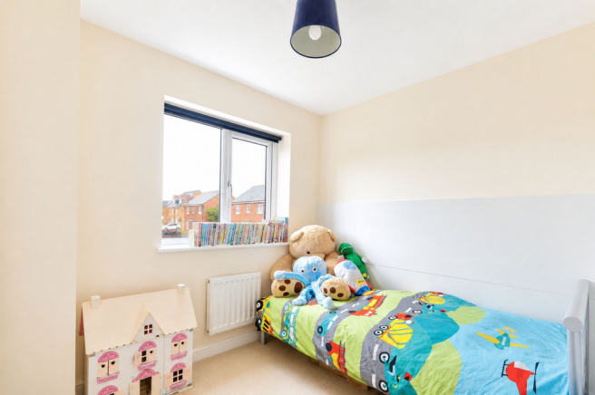 4 bed Semi-Detached for sale Image 10