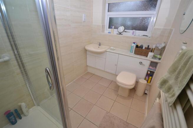 Shower Room/W.c