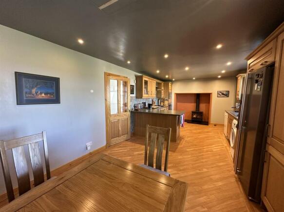 Dining Kitchen