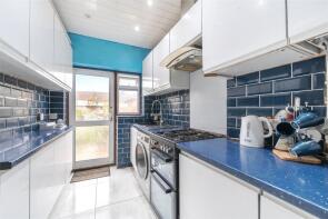 177, Charlton Road, Harrow HA3 9HT