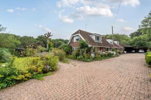 Collis, Stone Cross Road, Ashford TN25 7JL