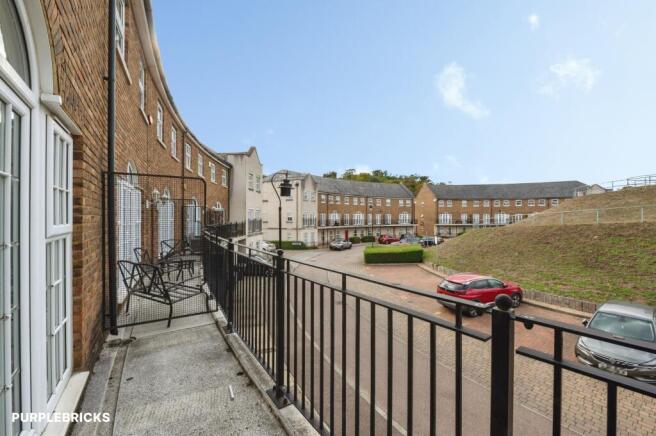 Palladian Circus, Greenhithe, DA9 photo 2
