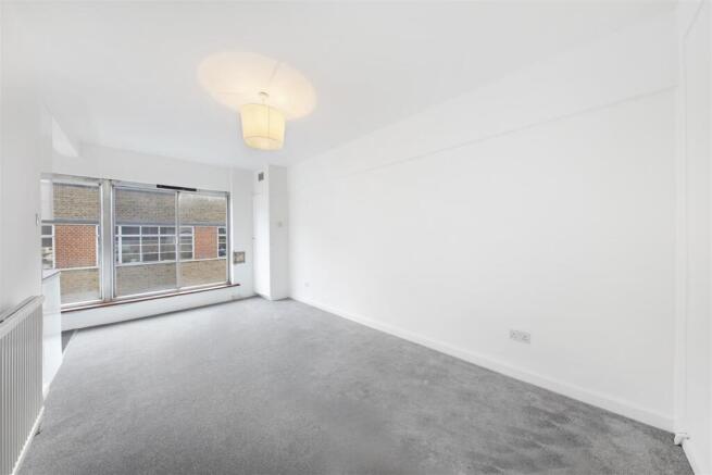 Flat 5, 2 Little Portland Street - WWFt6uawNHx6Irg