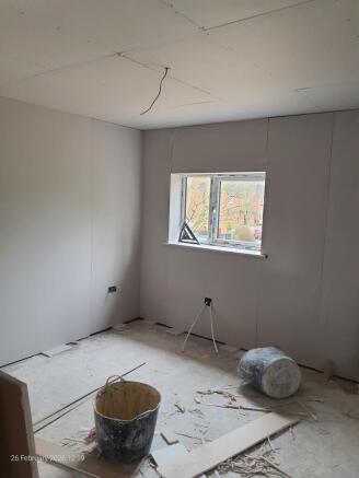 4 bed Detached to rent Image 9
