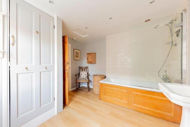 Bathroom (2)