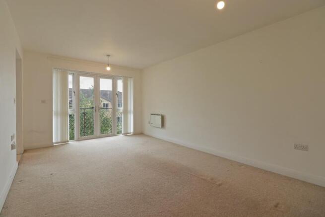 2 bed Apartment for sale Image 5