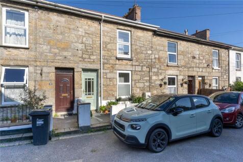 Taroveor Terrace, Penzance, TR18