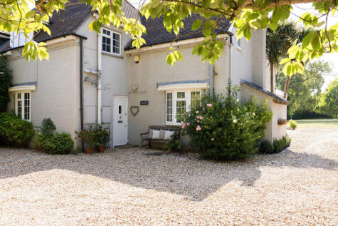 Merryfields, Chalk Lane, Sidlesham, Chichester
