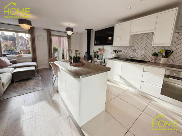 user_edited_photo-a0b09c45_user-edited-f4f81c58-e3