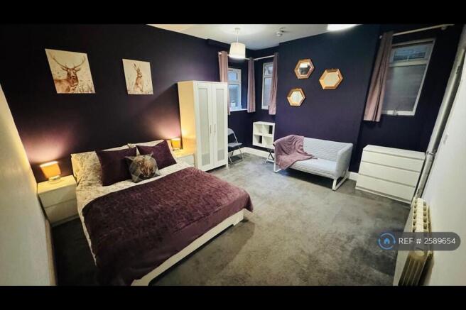 Bedroom 1-g/f Double Ensuite Room-Single Occupancy