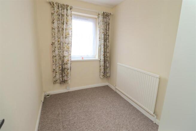 3 bed Semi-Detached for sale Image 8