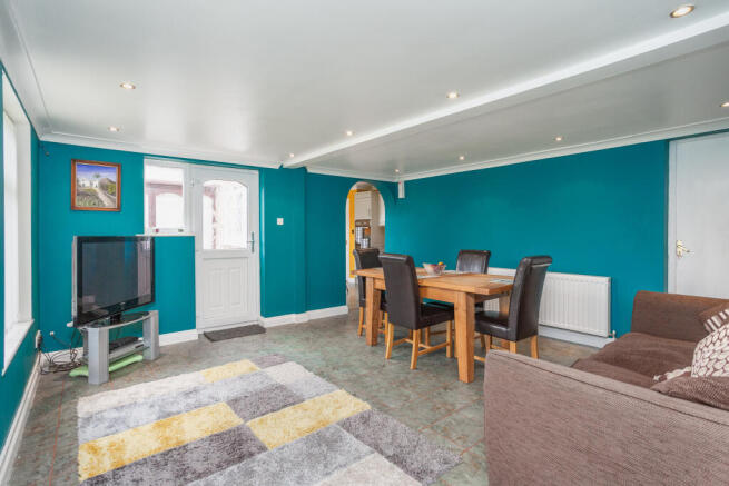 dining/garden room b