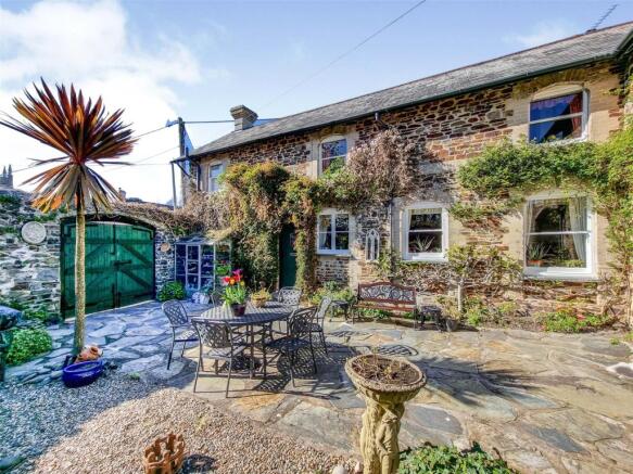 Rear Patio Alt