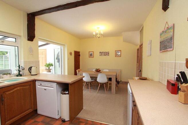 Kitchen/Dining Room