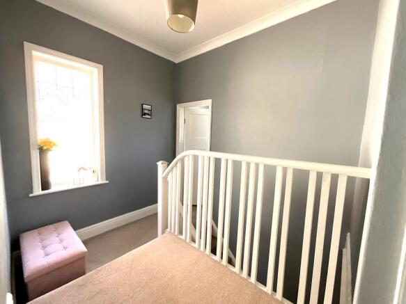 3 bed Semi-Detached for sale Image 8