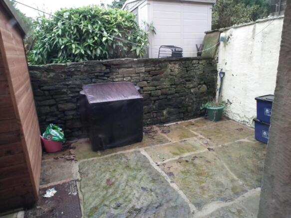 Rear Courtyard 8 Gorple.JPG