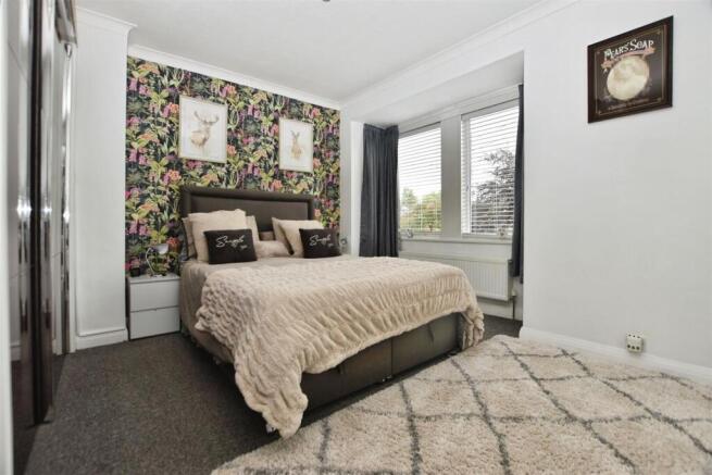 3 bed Terraced for sale Image 9