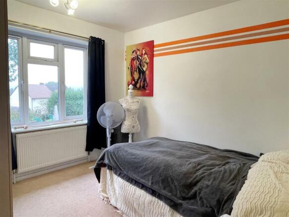 Bed 3.JPG