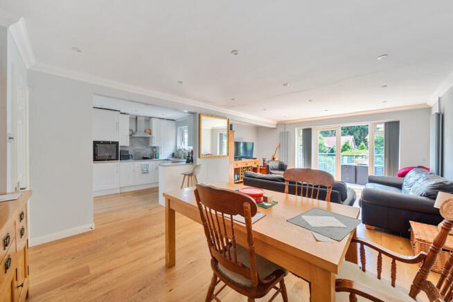 Sitting/Dining Room