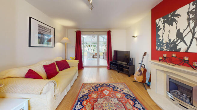 4 bed Detached for sale Image 7