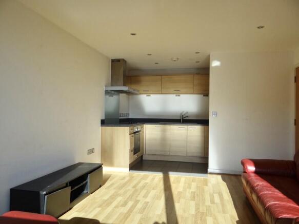 Photo 3