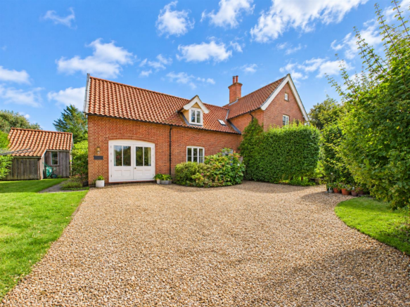 4-bed detached on Thwaite Common, Erpingham, £725,000