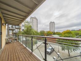 Flat 113, 60 Ocean Wharf, Westferry Road, London E14 8JF