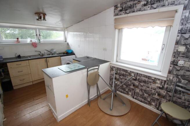 Dining kitchen