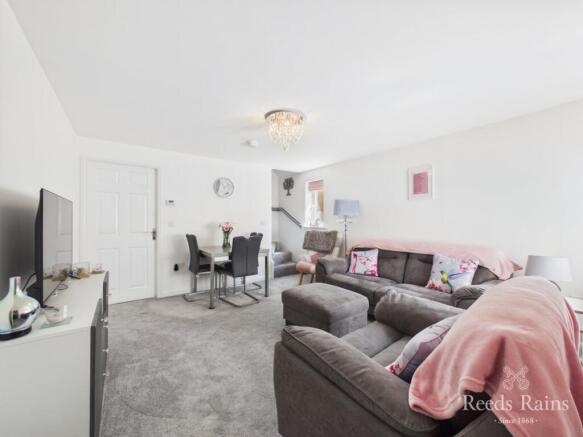 2 bed Semi-Detached for sale Image 5