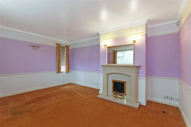 Bowling Lane, Wrenthorpe, WF2 photo 2