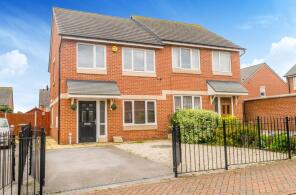 11, Acre Gardens, Middleton, Leeds LS10 4DS